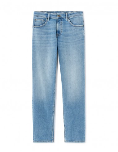Jean straight indéformable