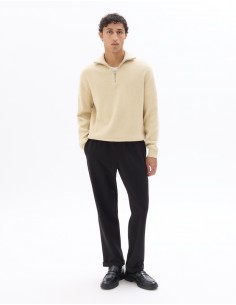 Pull col montant zippé... 2